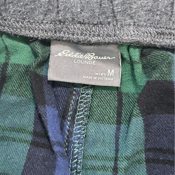 Men’s Eddie Bauer pajama pants. With pockets. Size med - Picture 3 of 4